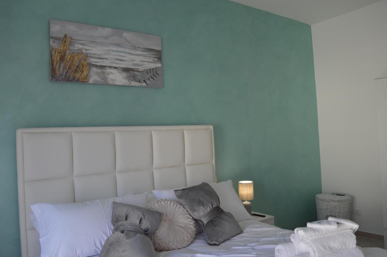 Emerella Guest House Siderno Beach Exterior photo